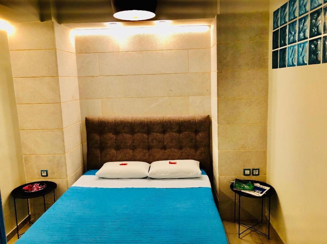 Piraeus Blue Grand Suite di Giorgio 10 mins from the port. Esterno foto