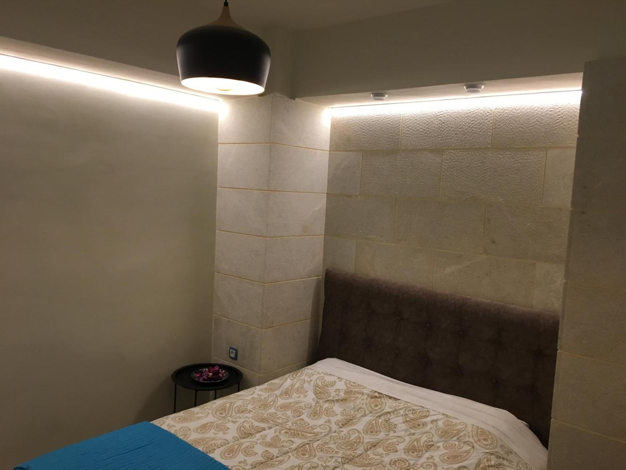 Piraeus Blue Grand Suite di Giorgio 10 mins from the port. Esterno foto